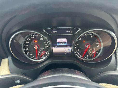 Used 2018 Mercedes-Benz CLA 250 4MATIC image 26