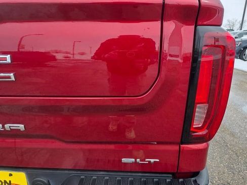 Used 2023 GMC Sierra 1500 SLT image 12