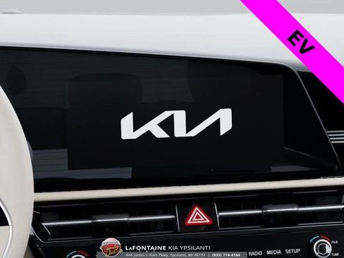 New 2025 Kia Niro Wave w/ Wave Preserve Package FWD image 20