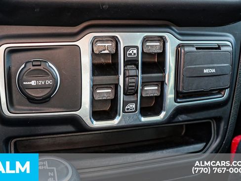 Used 2019 Jeep Wrangler Unlimited Sport S image 40