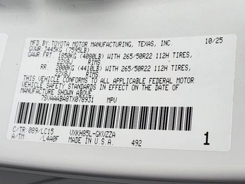 Used 2026 Toyota Sequoia Capstone image 32