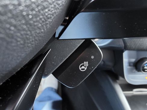 New 2026 Subaru Outback Premium image 30