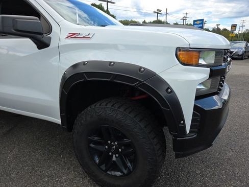 Used 2019 Chevrolet Silverado 1500 Custom Trail Boss w/ Custom Convenience Package AWD/4WD image 28