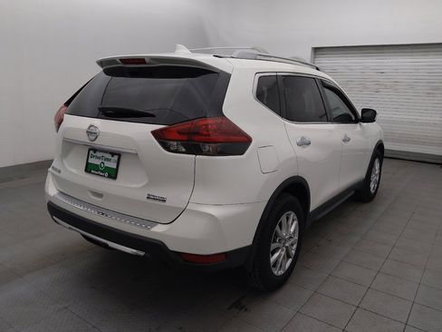 Used 2020 Nissan Rogue S w/ Special Edition Package FWD image 9