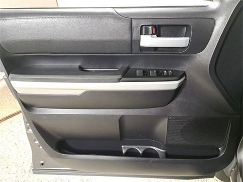 Used 2020 Toyota Tundra SR5 w/ SR5 Leather Package image 21