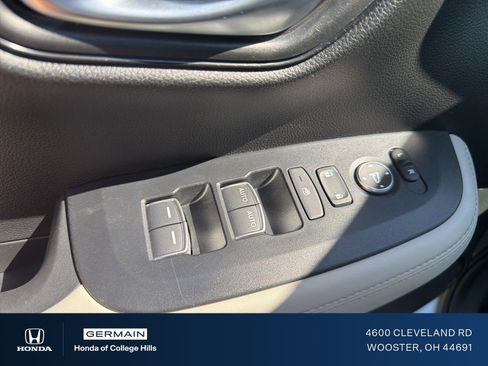 Used 2024 Honda HR-V EX-L image 15