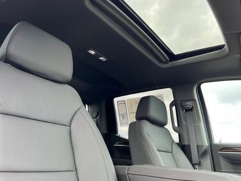 New 2026 GMC Sierra 1500 Elevation w/ Elevation Premium Package AWD/4WD image 17
