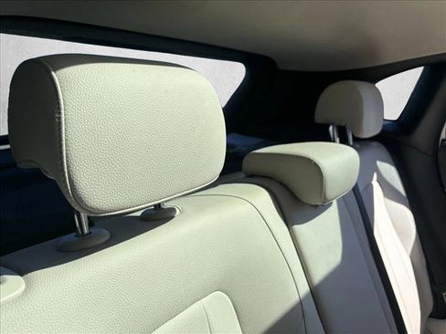 Used 2022 Mercedes-Benz GLA 250 image 18