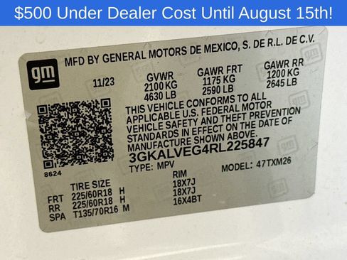 Used 2024 GMC Terrain SLT w/ LPO, Floor Liner Package AWD/4WD image 32