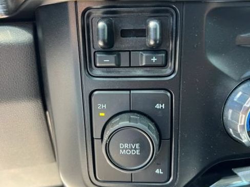 Used 2024 Ford F450 Lariat w/ Lariat Ultimate Package AWD/4WD image 31