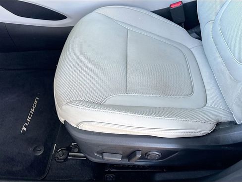 Used 2022 Hyundai Tucson SEL w/ Convenience + Premium Package image 19