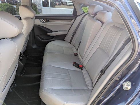 Used 2018 Honda Accord EX-L image 26