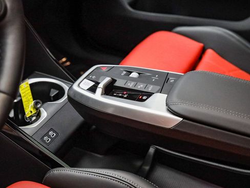 Used 2025 BMW X1 xDrive28i w/ Convenience Package image 24