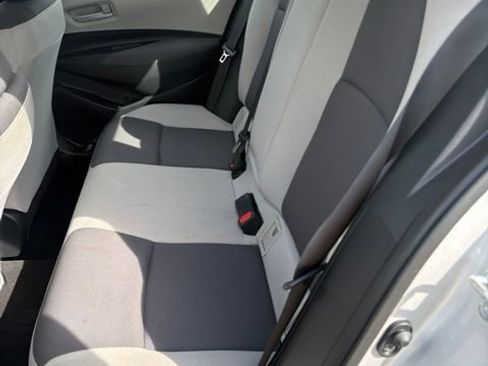 Used 2026 Toyota Corolla LE FWD image 27
