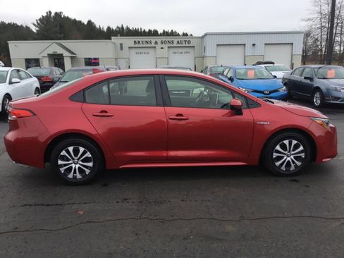 Used 2020 Toyota Corolla LE image 6