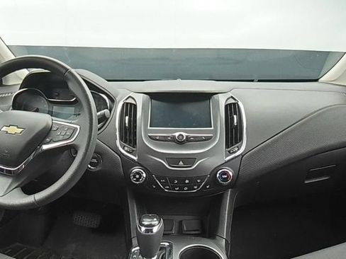 Used 2016 Chevrolet Cruze LT w/ LT Convenience Package FWD image 20