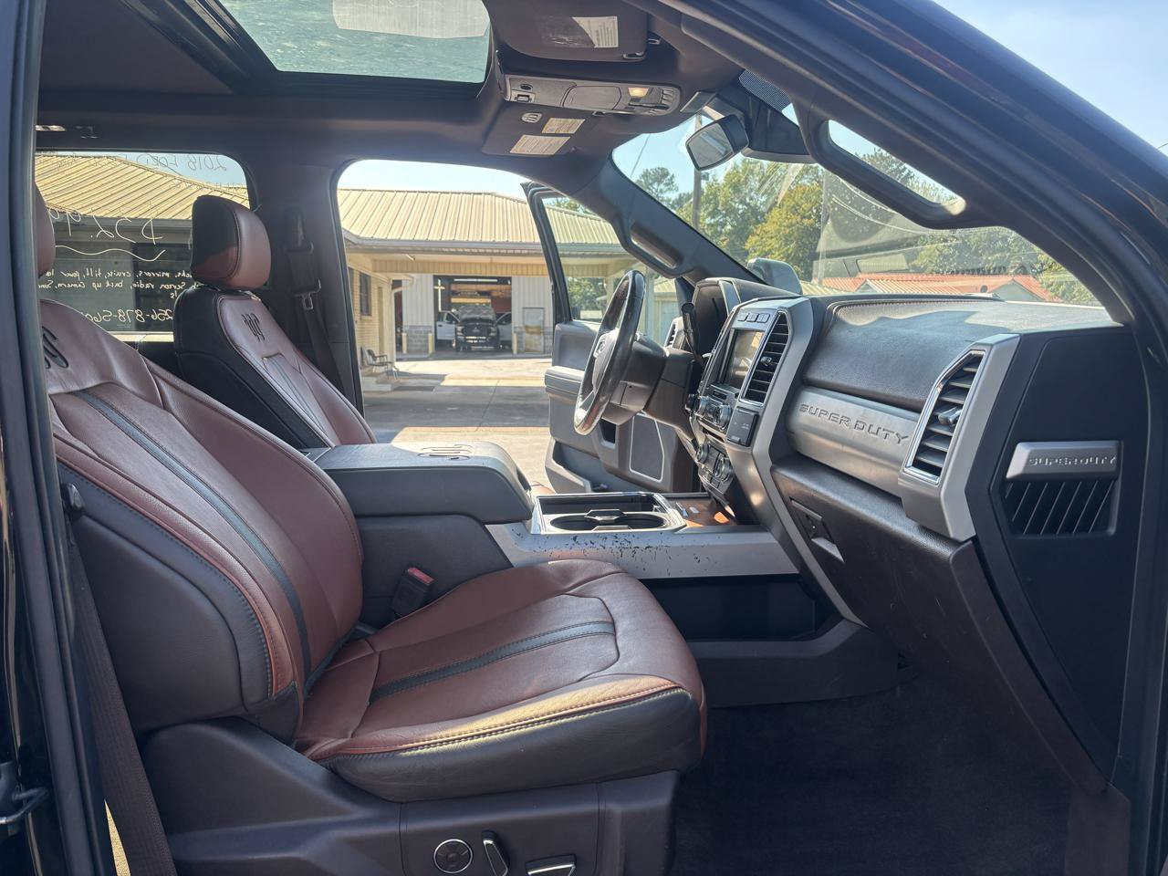 Used 2018 Ford F250 King Ranch w/ King Ranch Ultimate Package AWD/4WD image 13