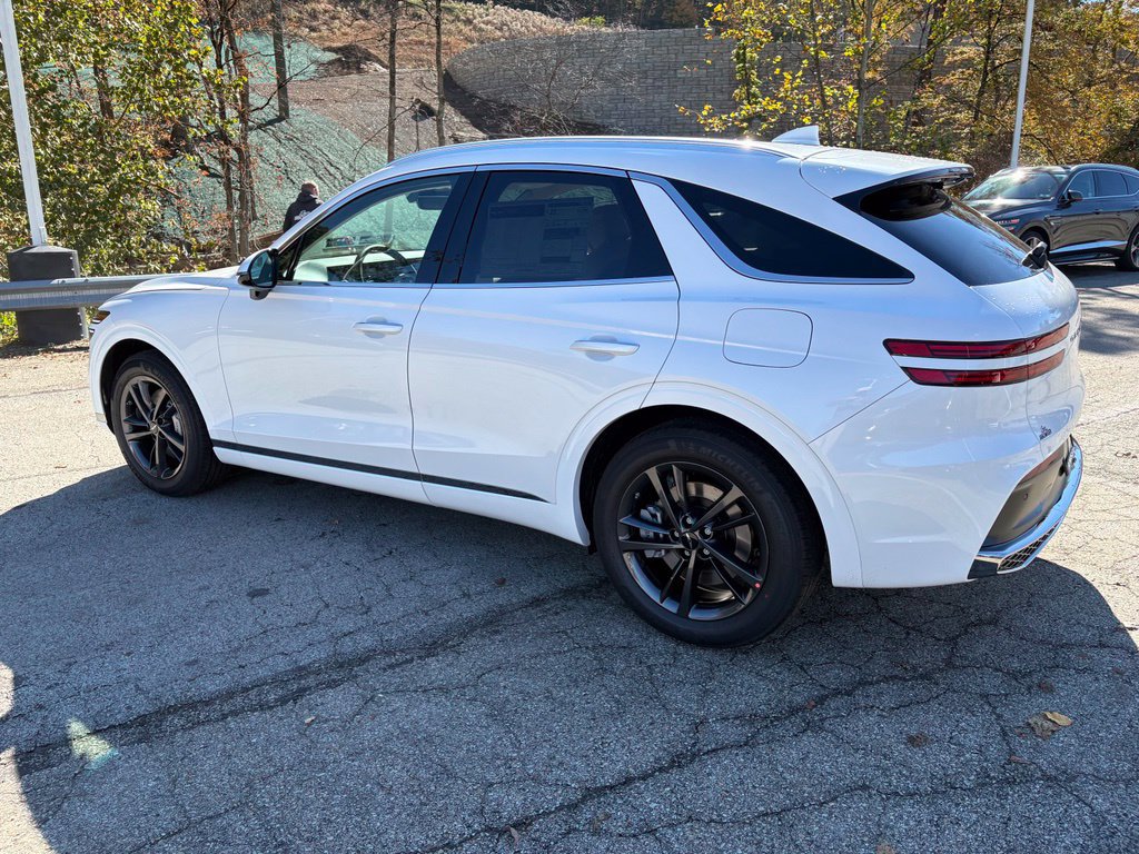 New 2027 Genesis GV70 2.5T Select AWD/4WD image 3