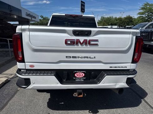 Used 2023 GMC Sierra 2500 Denali w/ Denali Ultimate Package image 12
