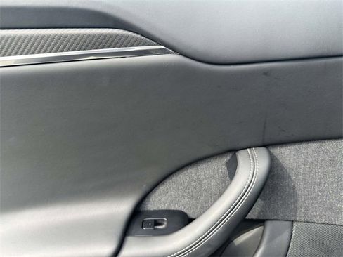 Used 2021 Tesla Model S Plaid image 21