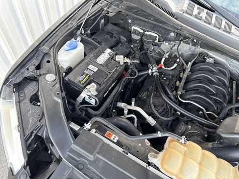 Used 2017 Ford F150 Lariat image 17