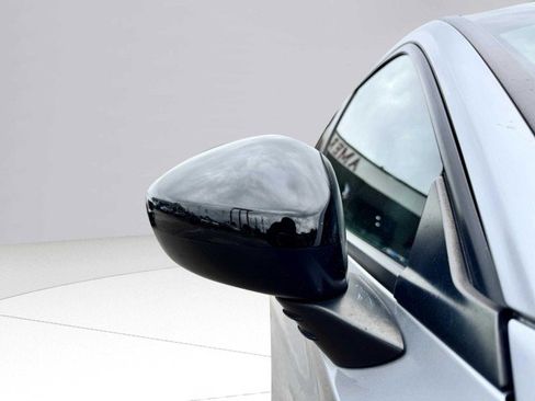 Used 2022 Honda Civic Sport image 9