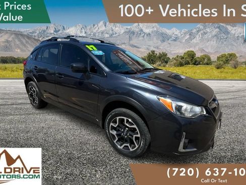 Used 2017 Subaru Crosstrek 2.0i Premium w/ Moonroof Package AWD/4WD image 3