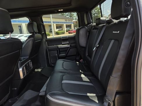 Used 2019 Ford F150 Platinum w/ Equipment Group 701A Luxury AWD/4WD image 20