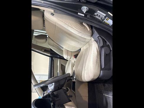 Used 2012 Hyundai Santa Fe GLS AWD/4WD image 18