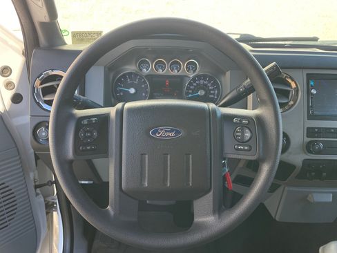 Used 2014 Ford F350 XLT w/ XLT Value Package image 9