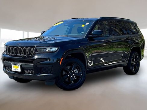 Used 2024 Jeep Grand Cherokee L Altitude AWD/4WD image 3