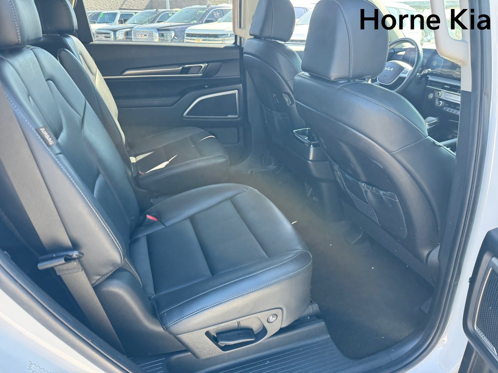 Certified 2024 Kia Telluride S w/ S Sunroof Package AWD/4WD image 27