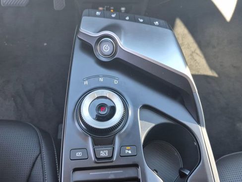 New 2025 Kia EV6 Wind image 9