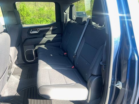 Used 2022 Chevrolet Silverado 1500 LT image 10