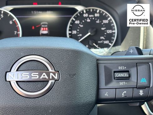 Certified 2025 Nissan Rogue SV FWD image 20