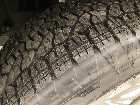 New 2025 Chevrolet Silverado 1500 LTZ w/ LTZ Convenience Package II image 28