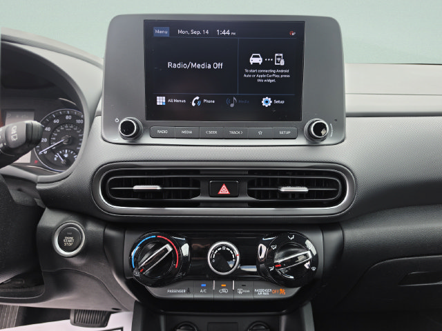 Used 2022 Hyundai Kona SEL FWD image 30