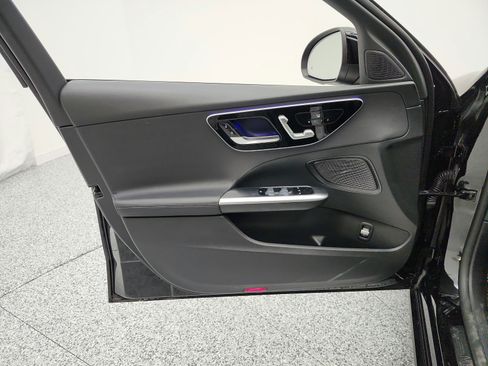 Used 2022 Mercedes-Benz C 300 Sedan image 11