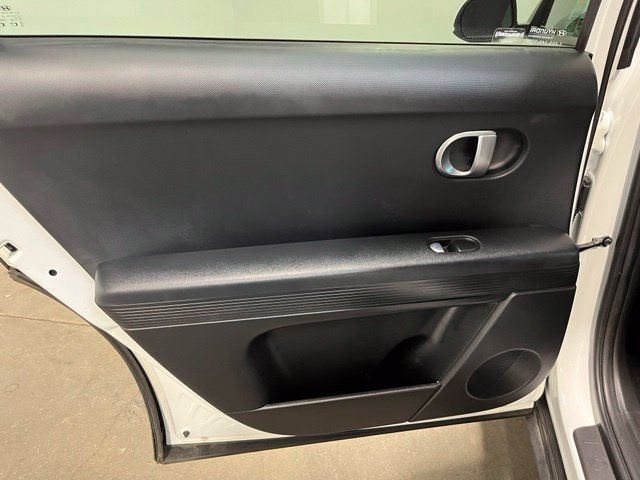 Used 2024 Hyundai Ioniq 5 SEL RWD image 16