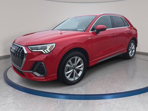 Used 2025 Audi Q3 2.0T Premium Plus w/ Premium Plus Package AWD/4WD image 1