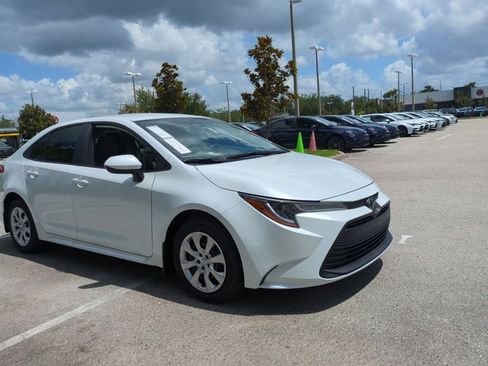 New 2026 Toyota Corolla LE FWD image 7