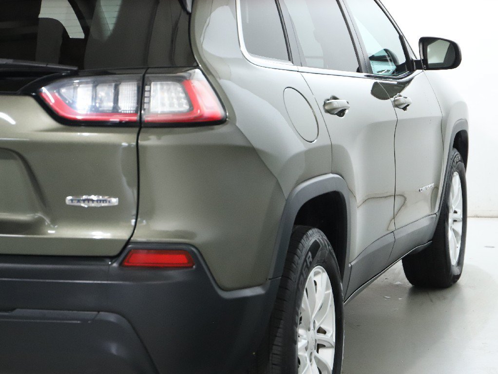Used 2019 Jeep Cherokee Latitude w/ Popular Appearance Group AWD/4WD image 44