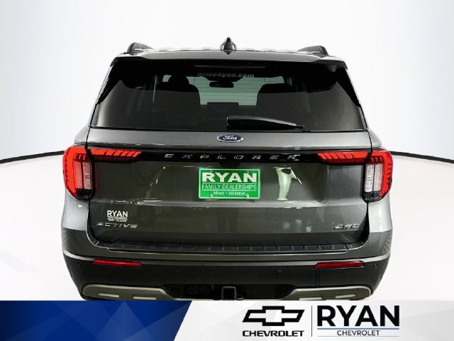 Used 2026 Ford Explorer Active w/ Active Comfort Package AWD/4WD image 6