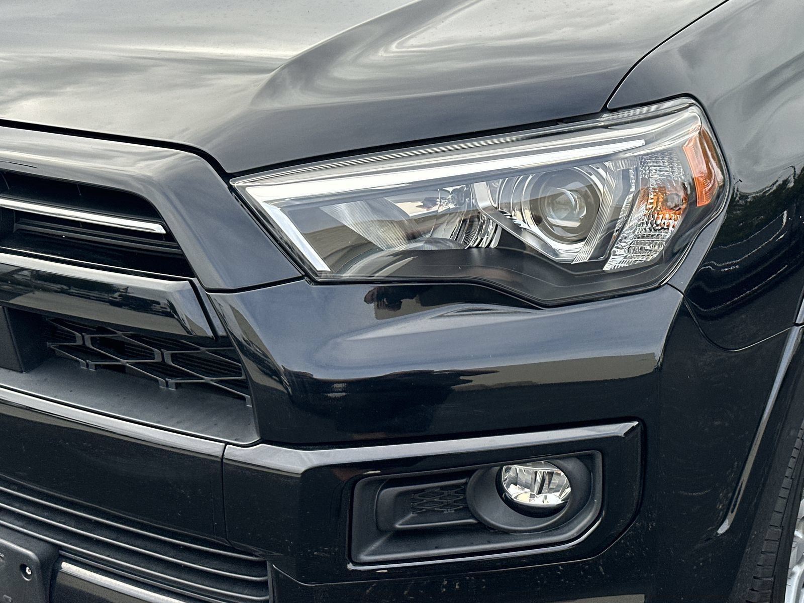Used 2022 Toyota 4Runner TRD Sport AWD/4WD image 11