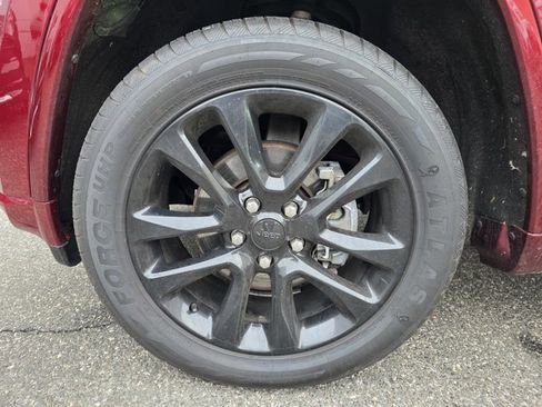 Certified 2020 Jeep Grand Cherokee Altitude image 3