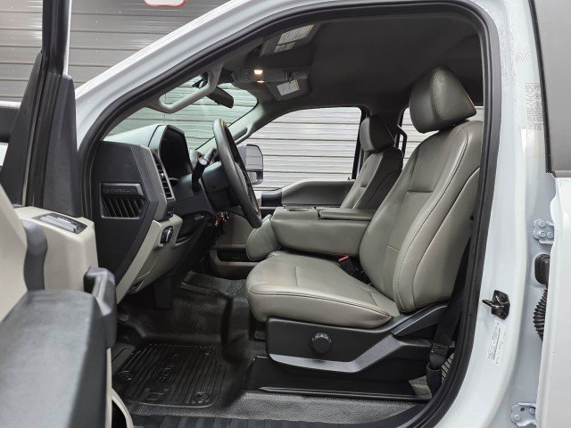Used 2022 Ford F550 4x4 Crew Cab Super Duty w/ Power Equipment Group image 17