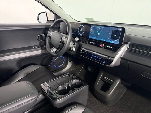 Used 2025 Hyundai Ioniq 5 Limited AWD/4WD image 33