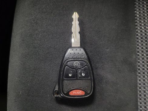 Used 2016 Jeep Patriot Latitude image 32
