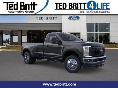 New 2026 Ford F450 XL w/ XL Chrome Package image 1