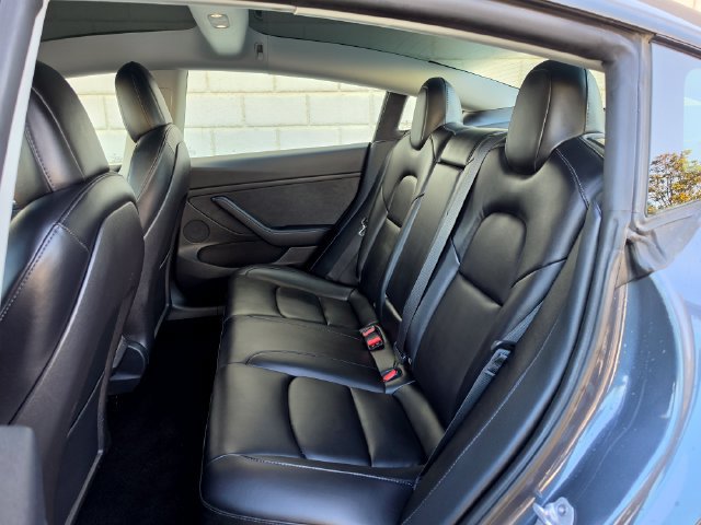 Used 2022 Tesla Model 3 Long Range AWD/4WD image 28